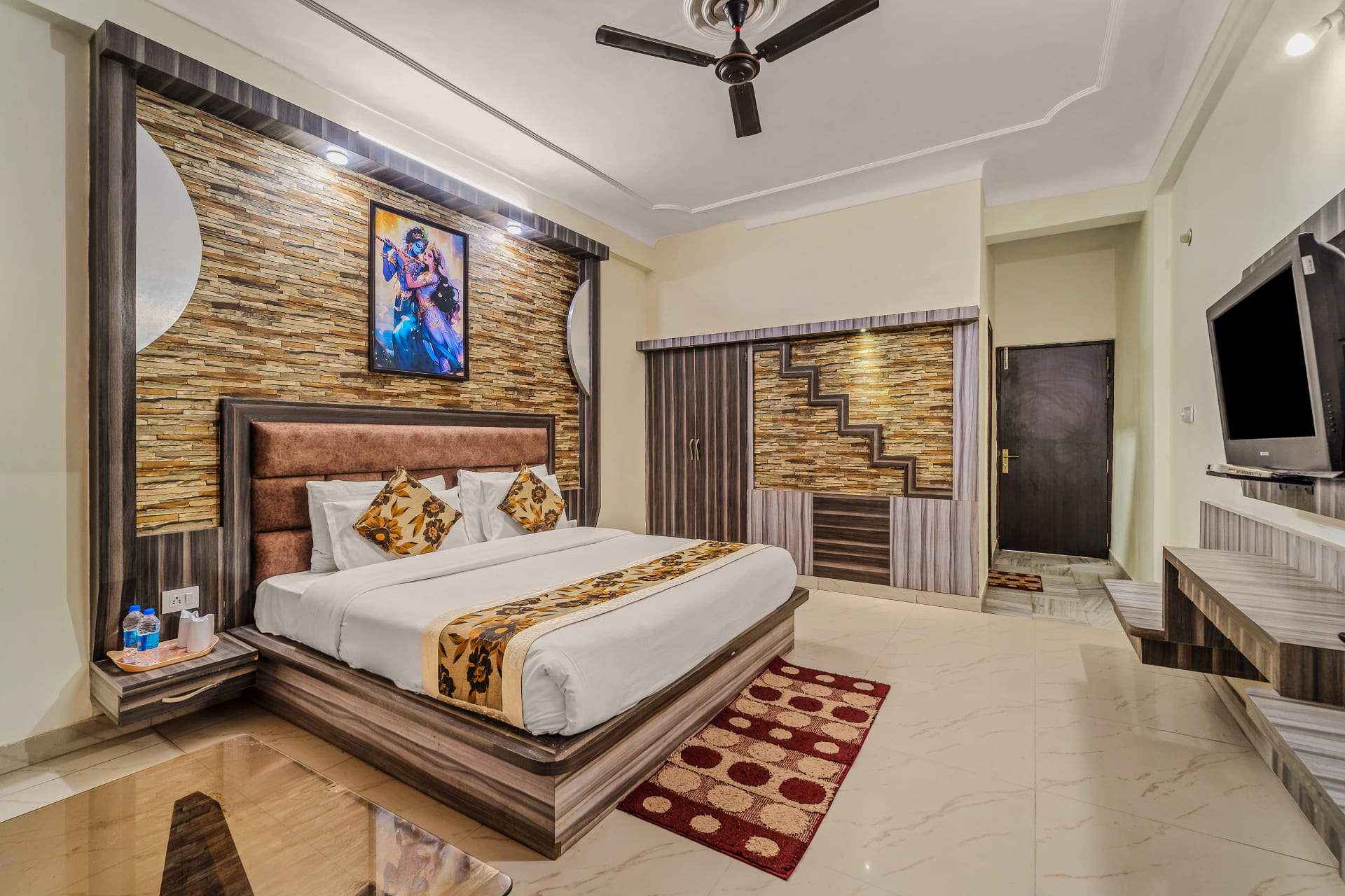 Deluxe Family Suite in Katra